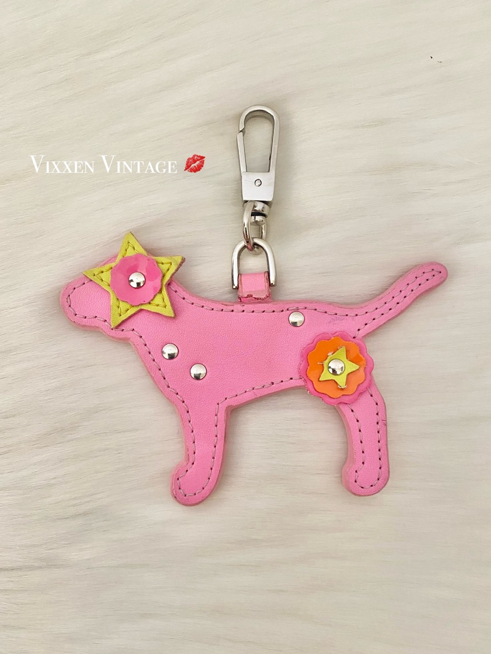 VINTAGE Y2K PINK VICTORIA'S SECRET LEATHER DOG KEYCHAIN PURSE FOB IN BUBBLEGUM